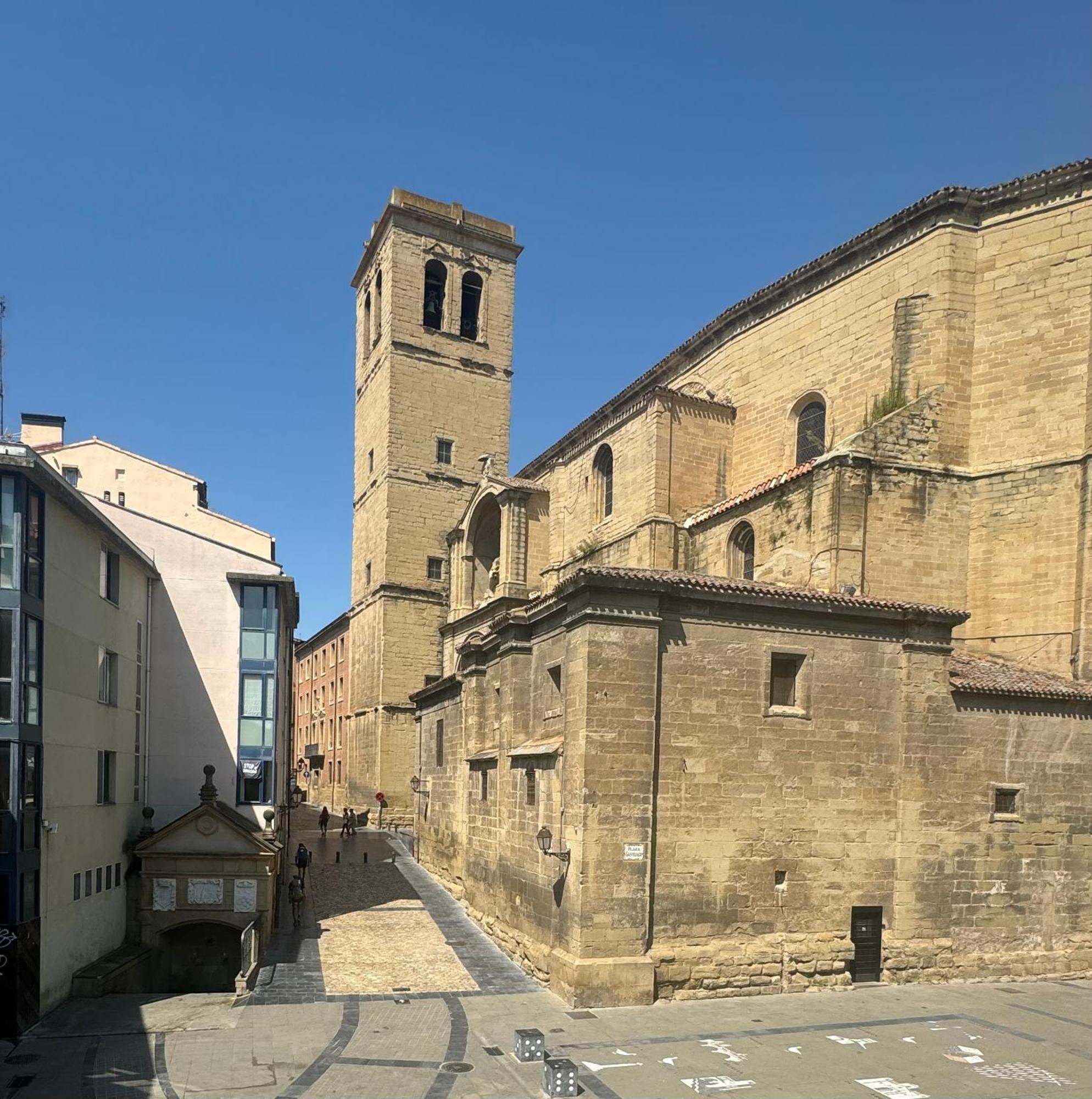 Santiago Tower Aire Ac Casco Antiguo By Apartamentos Logroño Exterior foto