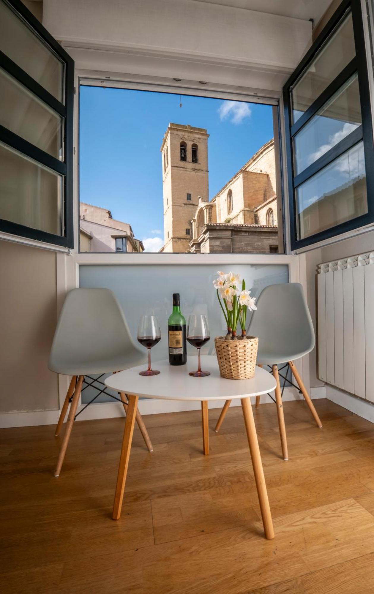 Santiago Tower Aire Ac Casco Antiguo By Apartamentos Logroño Exterior foto